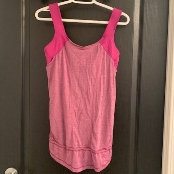 Lululemon tank with built-in bra - Picture 3 of 5